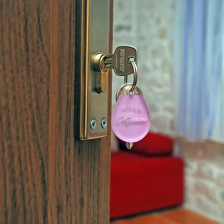 ゲストハウス And Marino トロギール