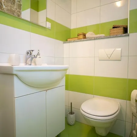 And Marino 特罗吉尔