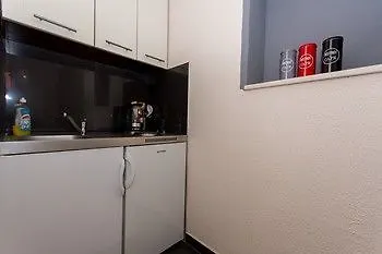 And Marino トロギール