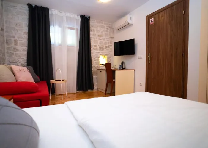 And Marino Pensionat Trogir