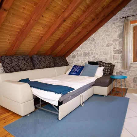 Gostinjska kuća And Marino 3*