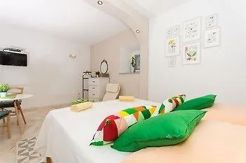 Gostinjska kuća And Marino 3*