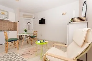 Gostinjska kuća And Marino Trogir