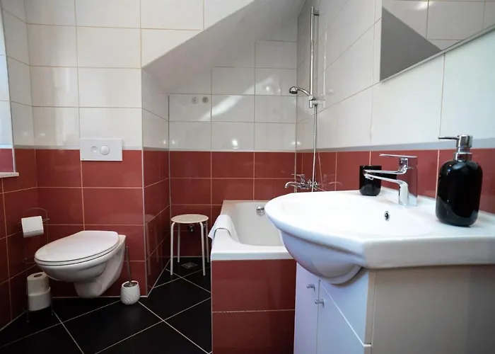 بيت ضيافة And Marino تروغير