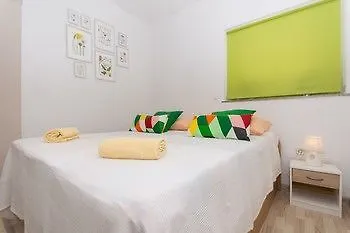 بيت ضيافة And Marino